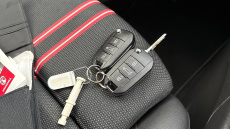 Vauxhall Crossland 1.2 SRi Nav 5dr Petrol Hatchback